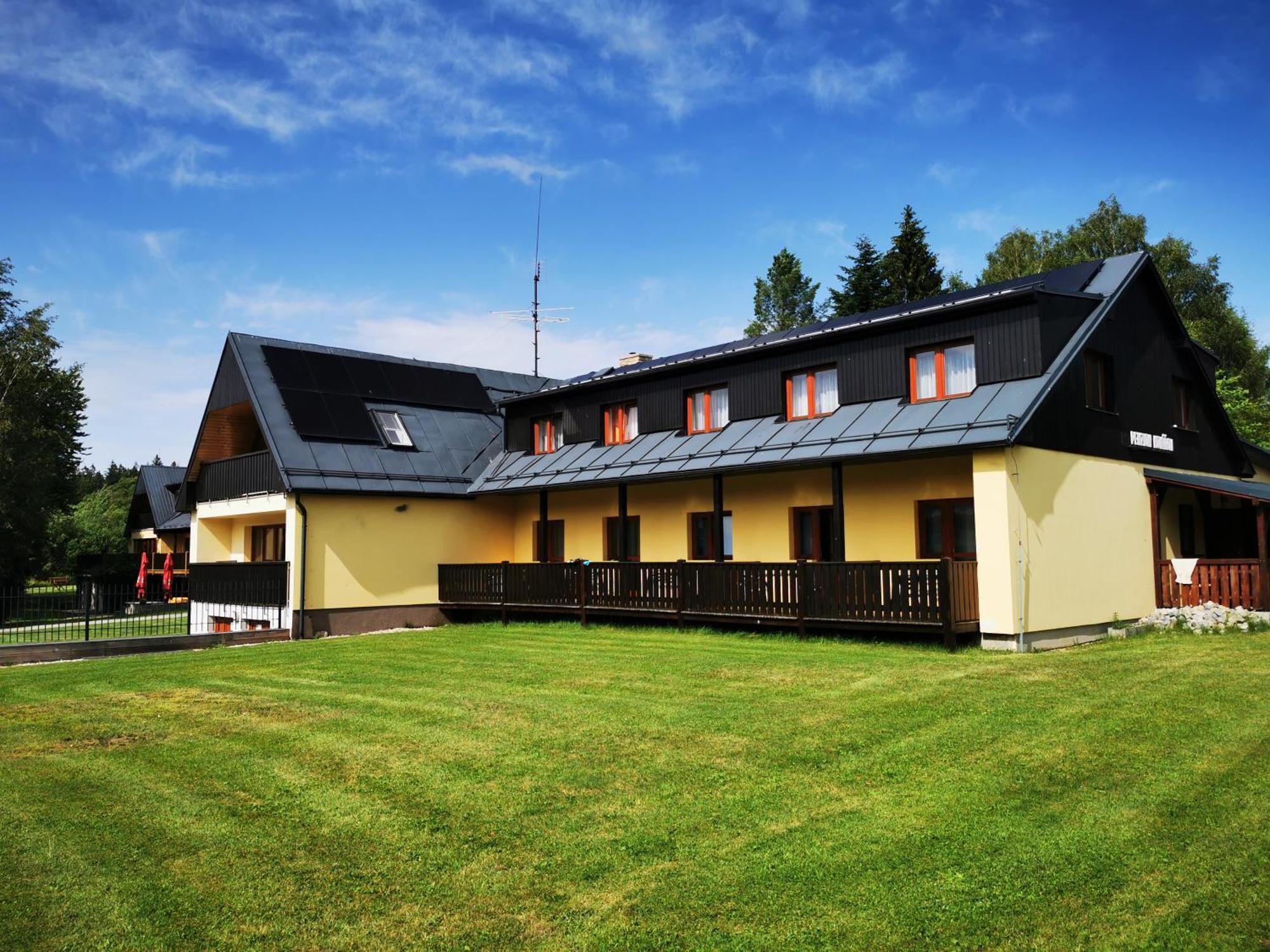 Penzion Kovarov Frymburk nad Vltavou Exterior foto