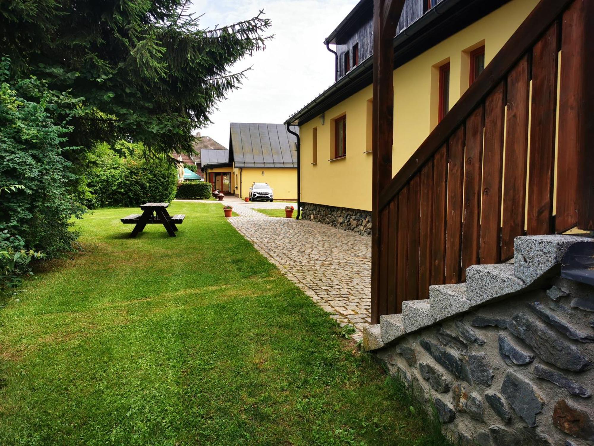 Penzion Kovarov Frymburk nad Vltavou Exterior foto